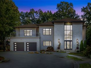 36 Gossamer Pl, Greenville, SC 29607