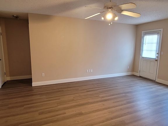 2nd image of 7838 Elk Dr