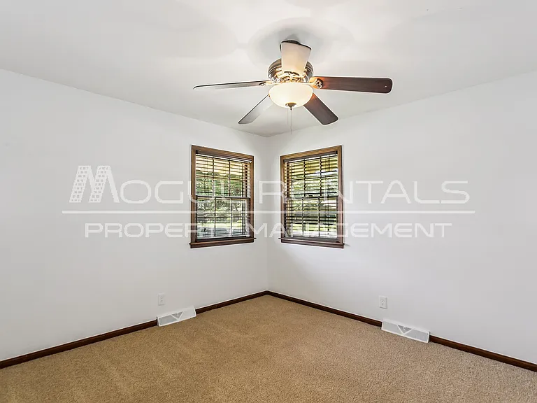 500 S Circle Lake Rd — Photo 13