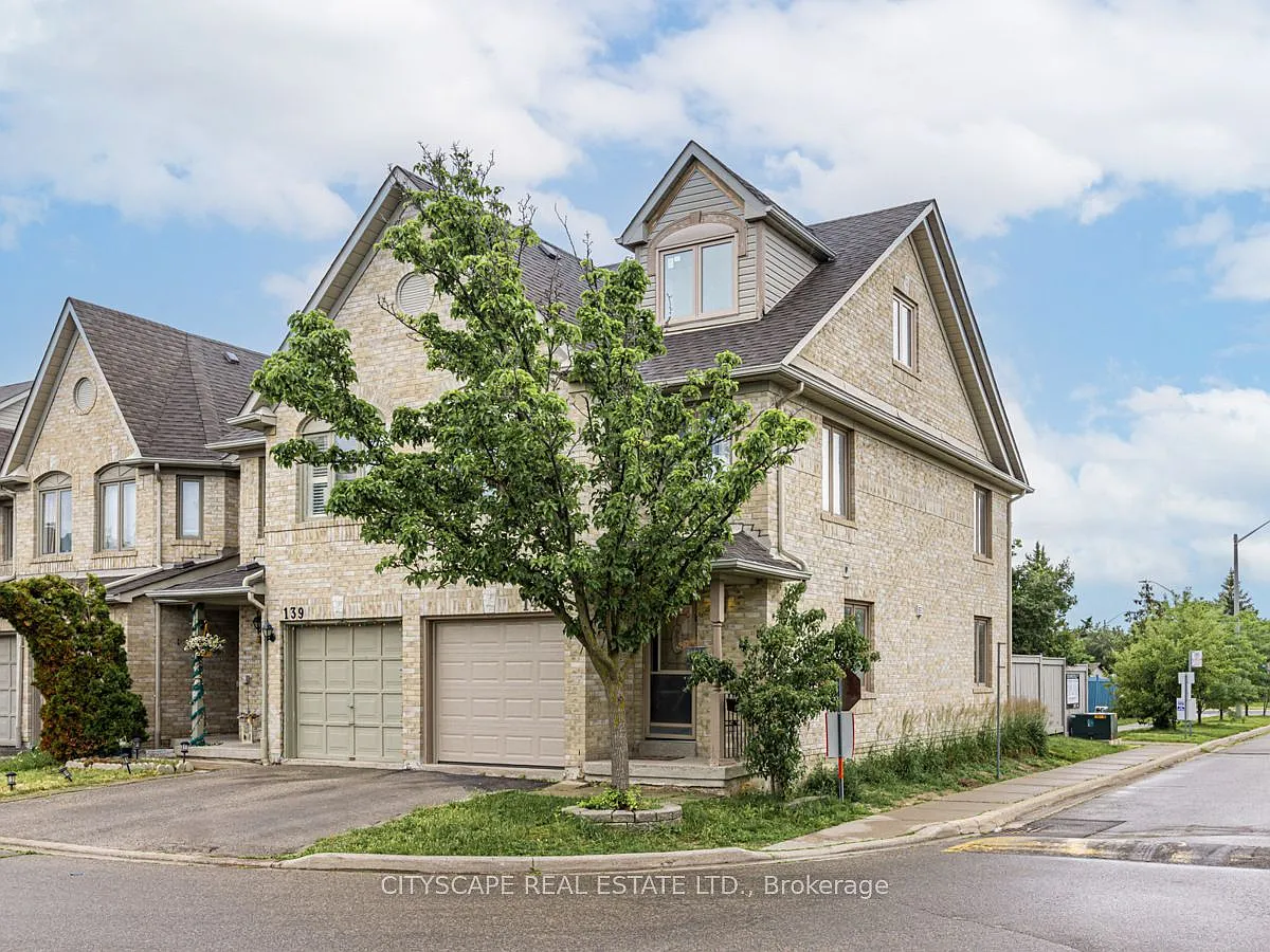4 bed, $3,850 — Photo 2