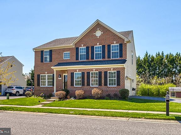 5th image of 4216 Cross Spring Dr