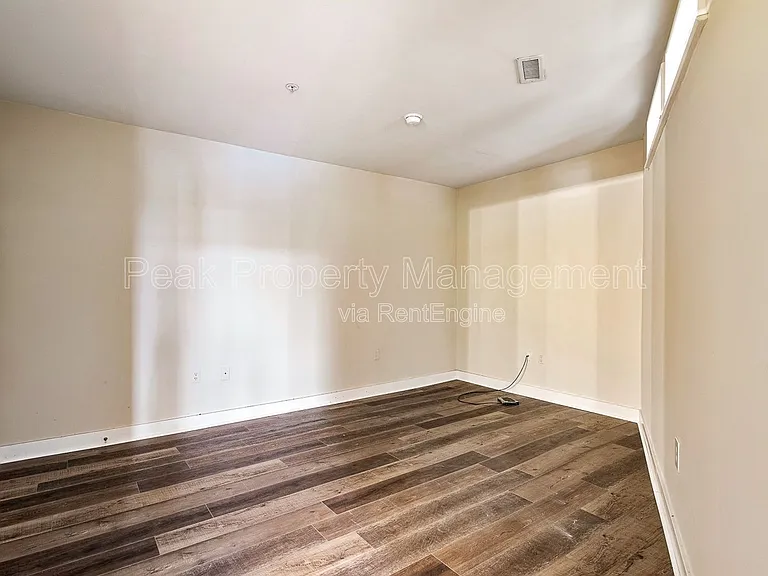 Poythress Apartments — Photo 65