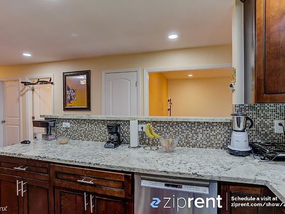 4th image of 4051 Tamayo St