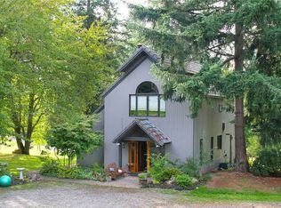 10649 SW Cedarhurst Rd, Vashon, WA 98070