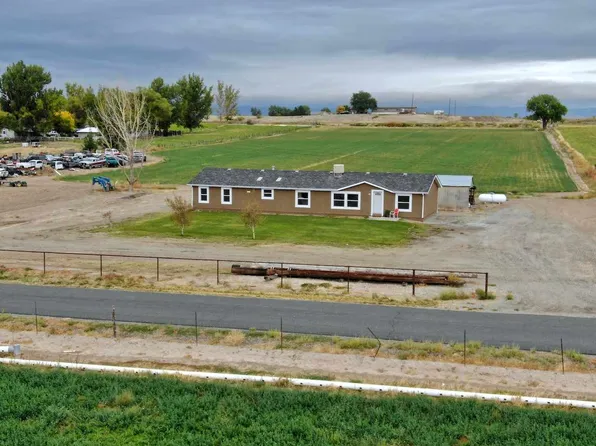 1260 North Rd, Loma, CO 81524