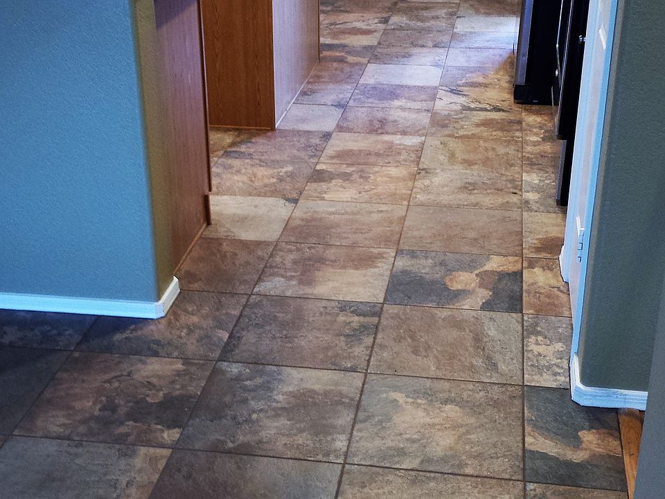 New Floor @ Entry/Kitchen