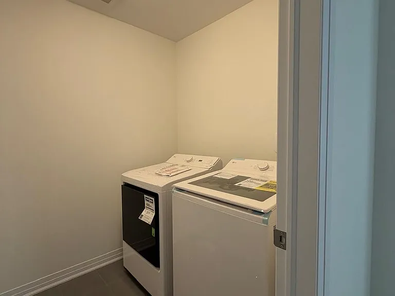 107 Holder Dr — Photo 15