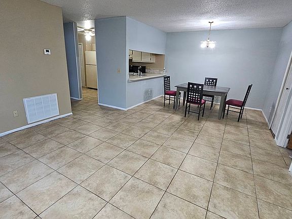 2nd image of 1304 Sophie Blvd