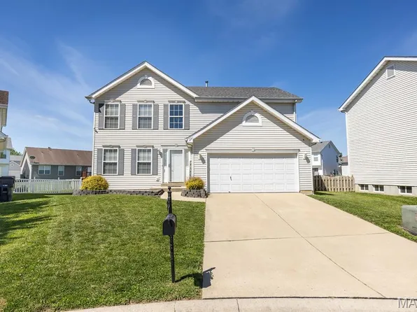 241 Brookmanor Ct, Belleville, IL 62221