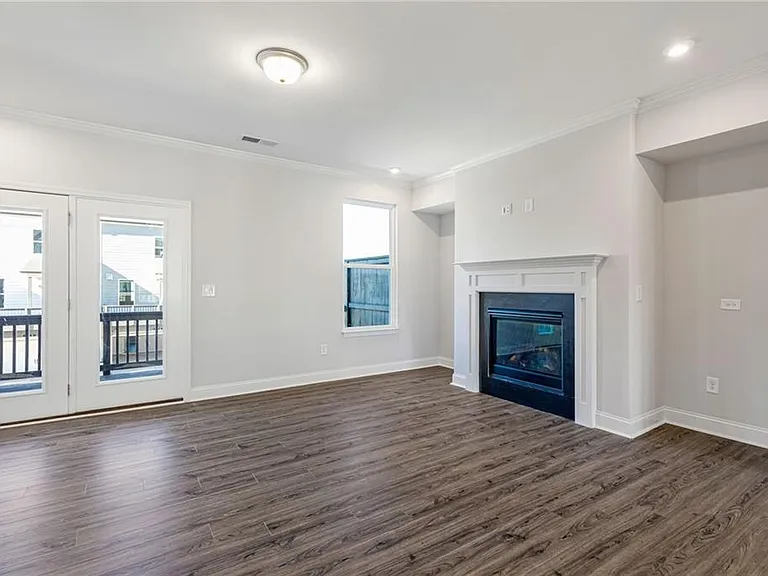 801 Cameron Trl — Photo 12