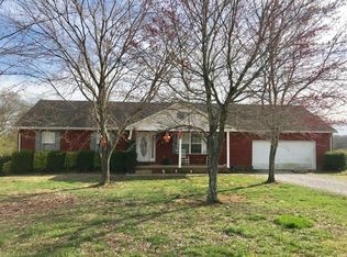 329 Shoally Branch Rd, Leoma, TN 38468