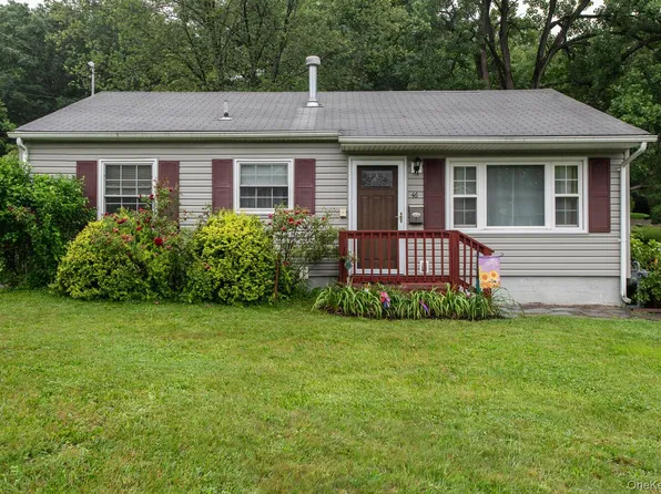 46 Van Wyck Drive, Poughkeepsie, NY 12601