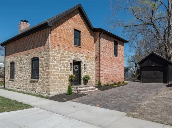 710 Church St, Eudora, KS 66025