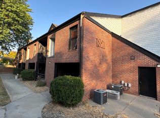 1821 Ridgehaven Ct #1, Lincoln, NE 68505