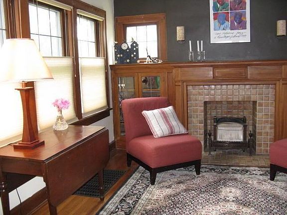 4th image of 3077 Woodbine Pl