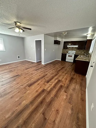 Vermonter Apartments Photo 1