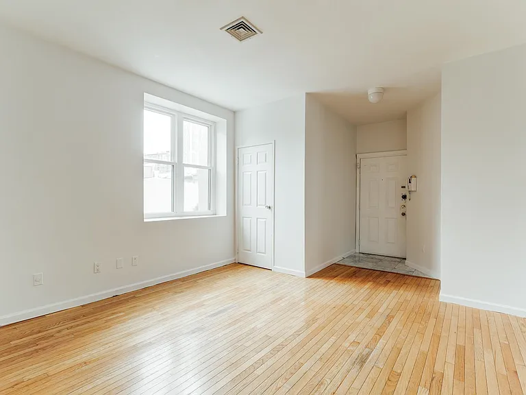 258 Barrow St #2A — Photo 7