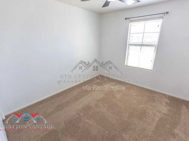 7311 N 90th Ave — Photo 29