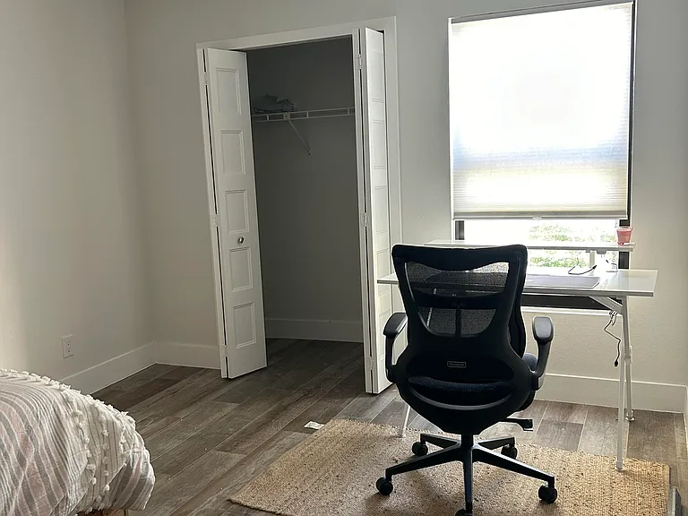 15177 Parkside Dr #102 — Photo 18