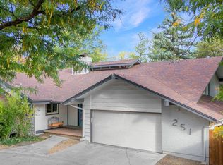 251 Pawnee Dr, Boulder, CO 80303