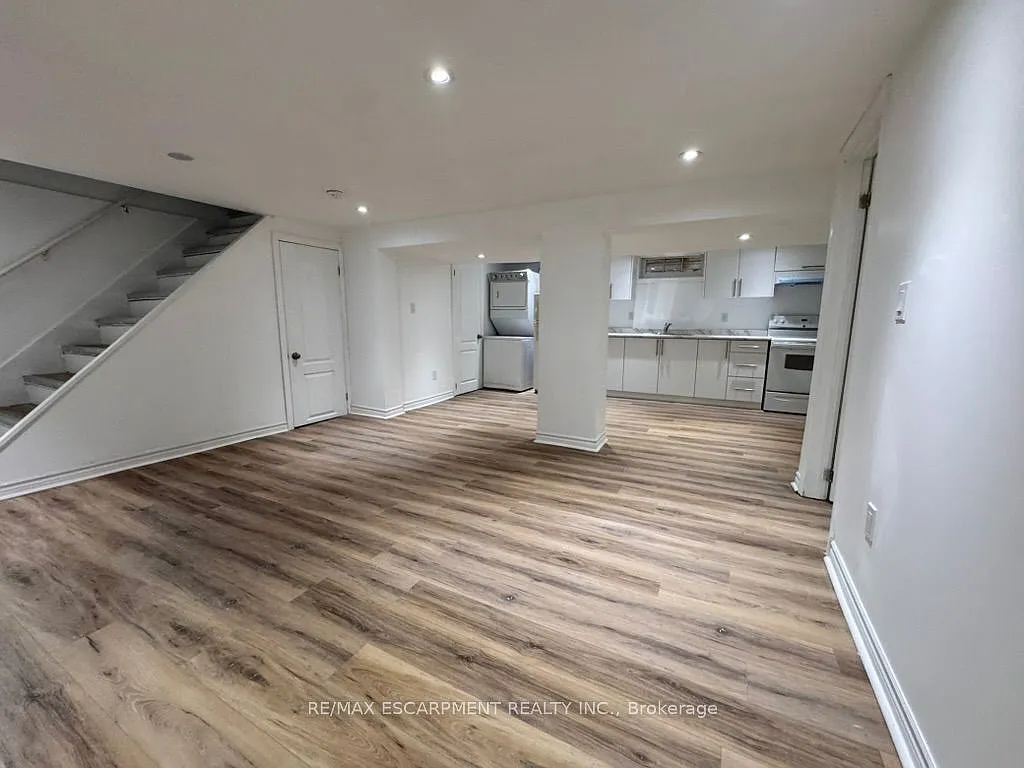 1 bed, $1,850 — Photo 3