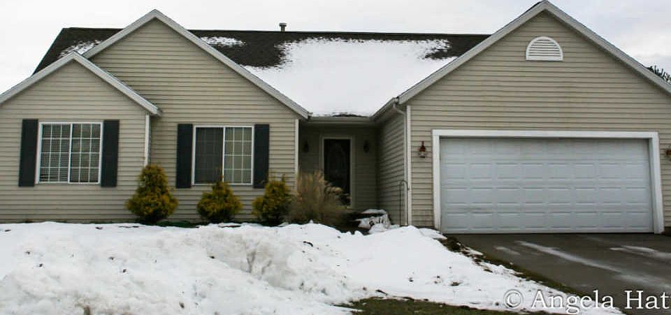 1st image of 11010 Pinecreek Ct