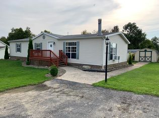 4002 Wyoming Dr, Waterford, PA 16441