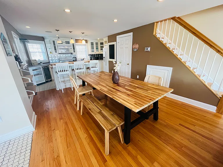331 Front St — Photo 10