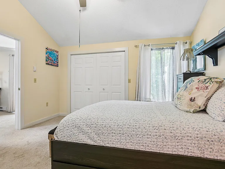 42 Quidnet Ct — Photo 15