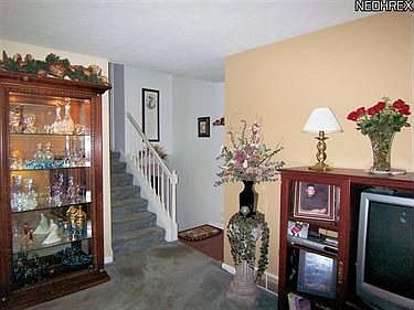 5th image of 3785 Nottingham Ave