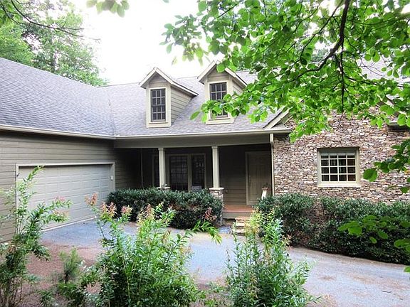 2nd image of 119 Black Gum Dr