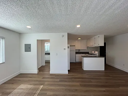 22322 Denker Ave Photo 1