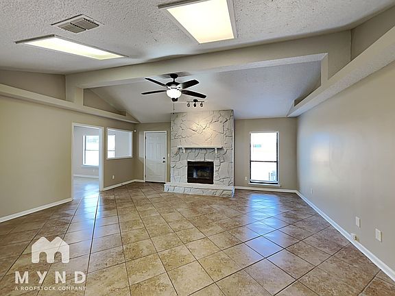 3rd image of 7978 Lavender Ln