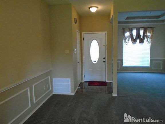 2nd image of 100 Hardin Dr