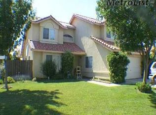 813 La Mesa Ln, Los Banos, CA 93635