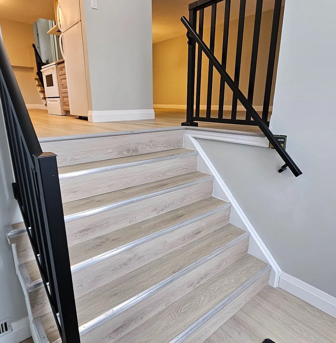 3 bed, $2,990 — Photo 3