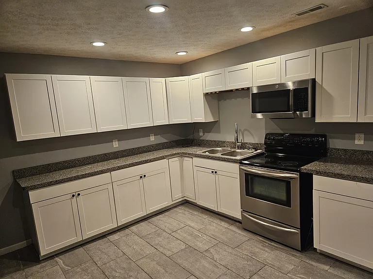 840 Jenkins Dr #0 — Photo 5