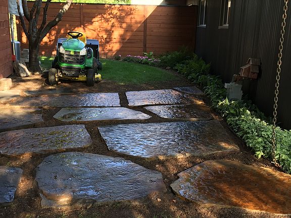 Large Flagstone hardscape