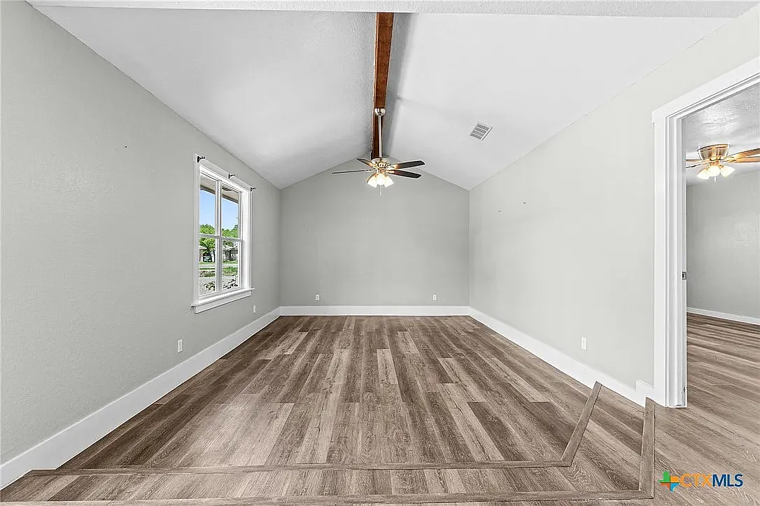 2 bed, 1230 sqft, $1,650 — Photo 4
