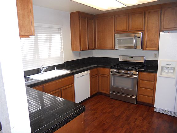 4th image of 1874 Indian Creek Ct