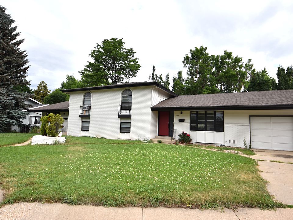 1st image of 2653 Sherwood Cir