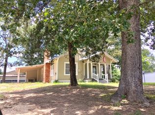 888 Cox Rd, Lufkin, TX 75904
