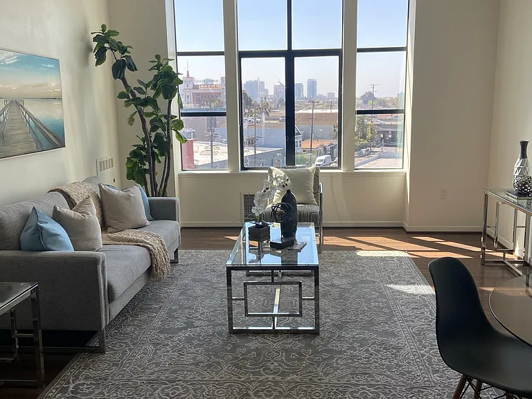 3801 San Pablo Ave #407 — Photo 1