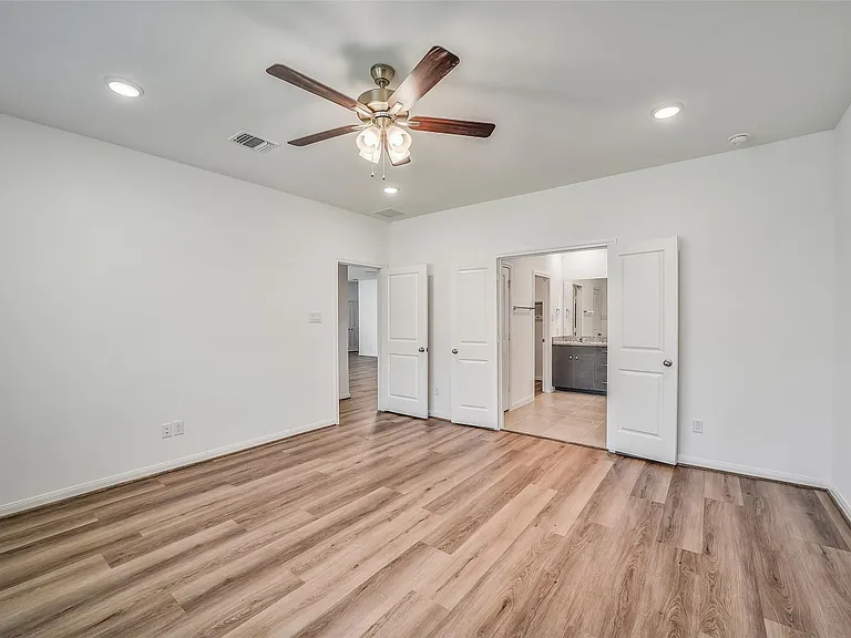 11955 Pondwood Dr — Photo 16
