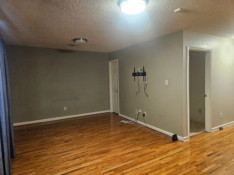 734 Concord Farms Ln — Photo 25