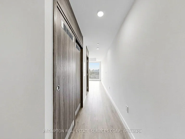 18 Esther Shiner Blvd #2006 — Photo 19