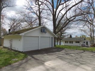 921 Norway Ave, Lake, MI 48632