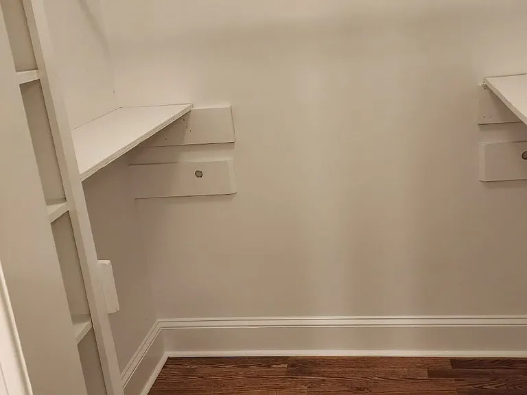 605 Winstead Rd — Photo 14