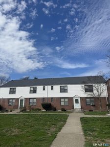 31 Nob Hill Circle #A, Bridgeport, CT, 06610