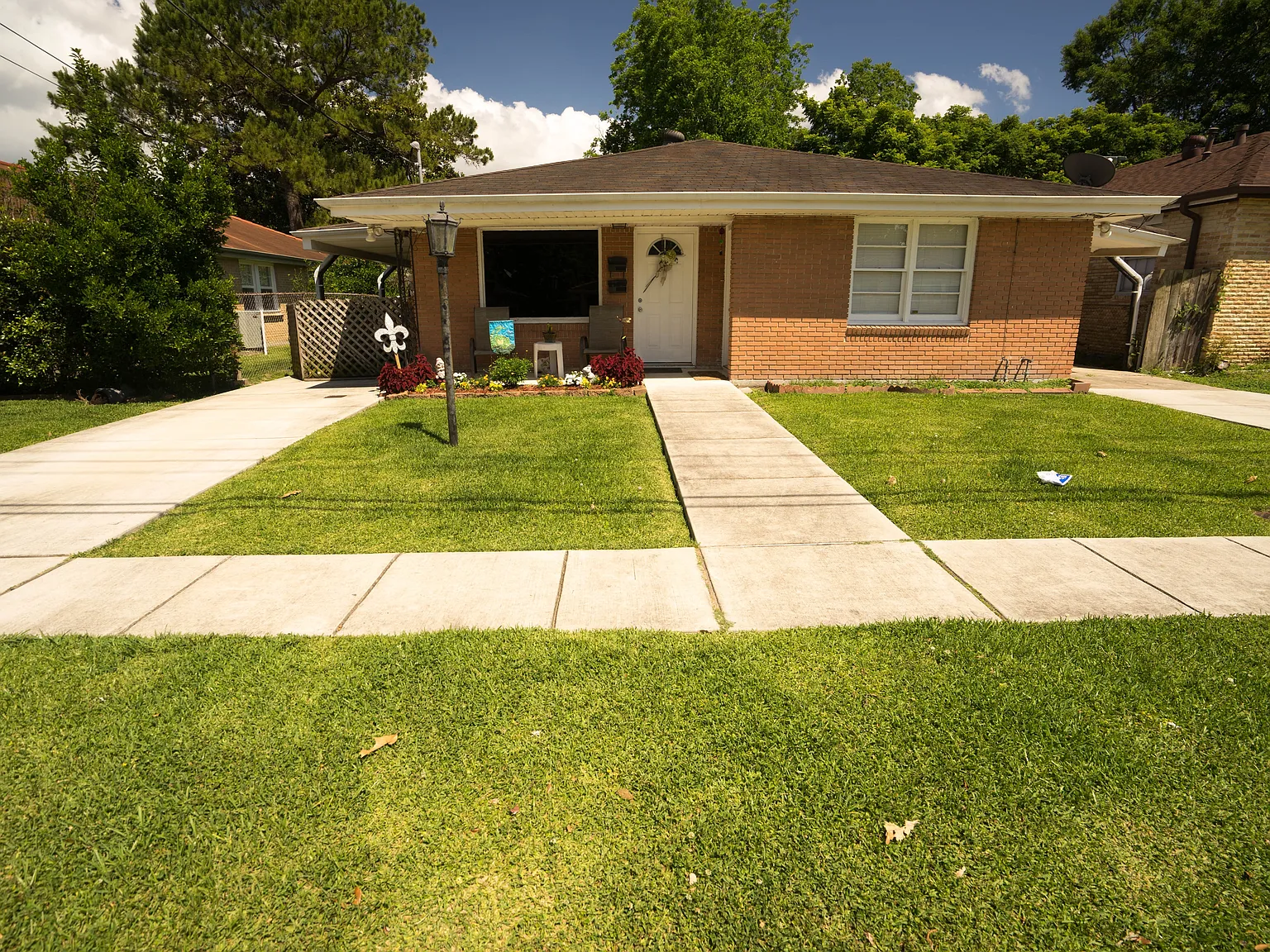2 bed, 900 sqft, $1,450 — Photo 1